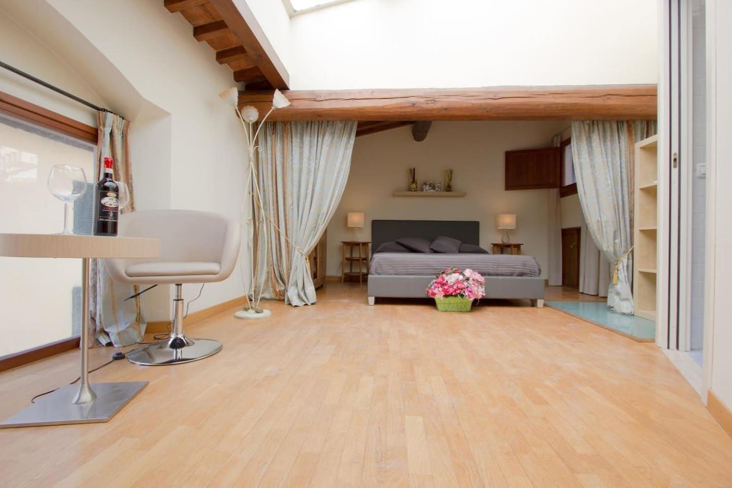 Santa Reparata Loft * Florença